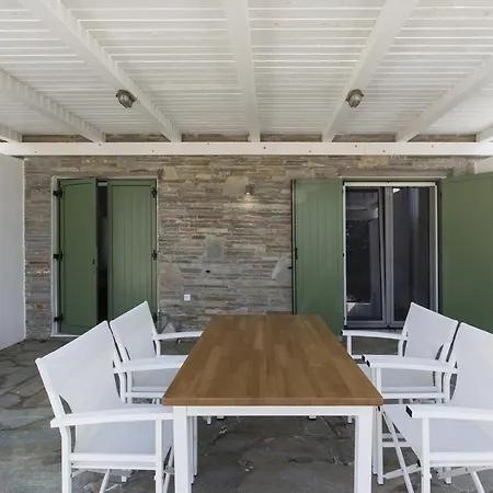 4 Maisonettes With A Swimming Pool And A Sea View, In The Area Of Prázdninový dům Koundouros
