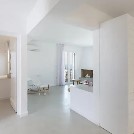 4 Maisonettes With A Swimming Pool And A Sea View, In The Area Of