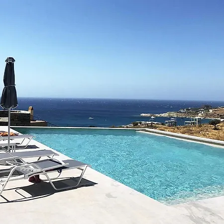 4 Maisonettes With A Swimming Pool And A Sea View, In The Area Of